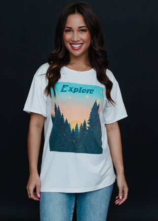 Explore Tee - Wedges And Wide Legs Boutique