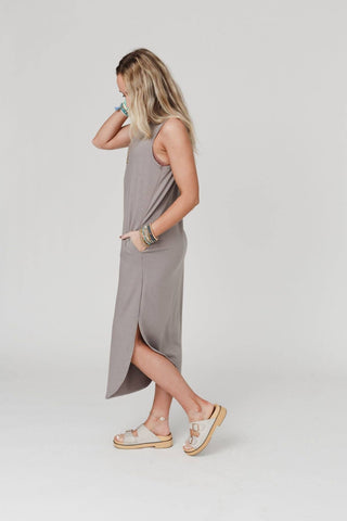 Cassie Sleeveless Pocket Maxi Dress - Wedges And Wide Legs Boutique