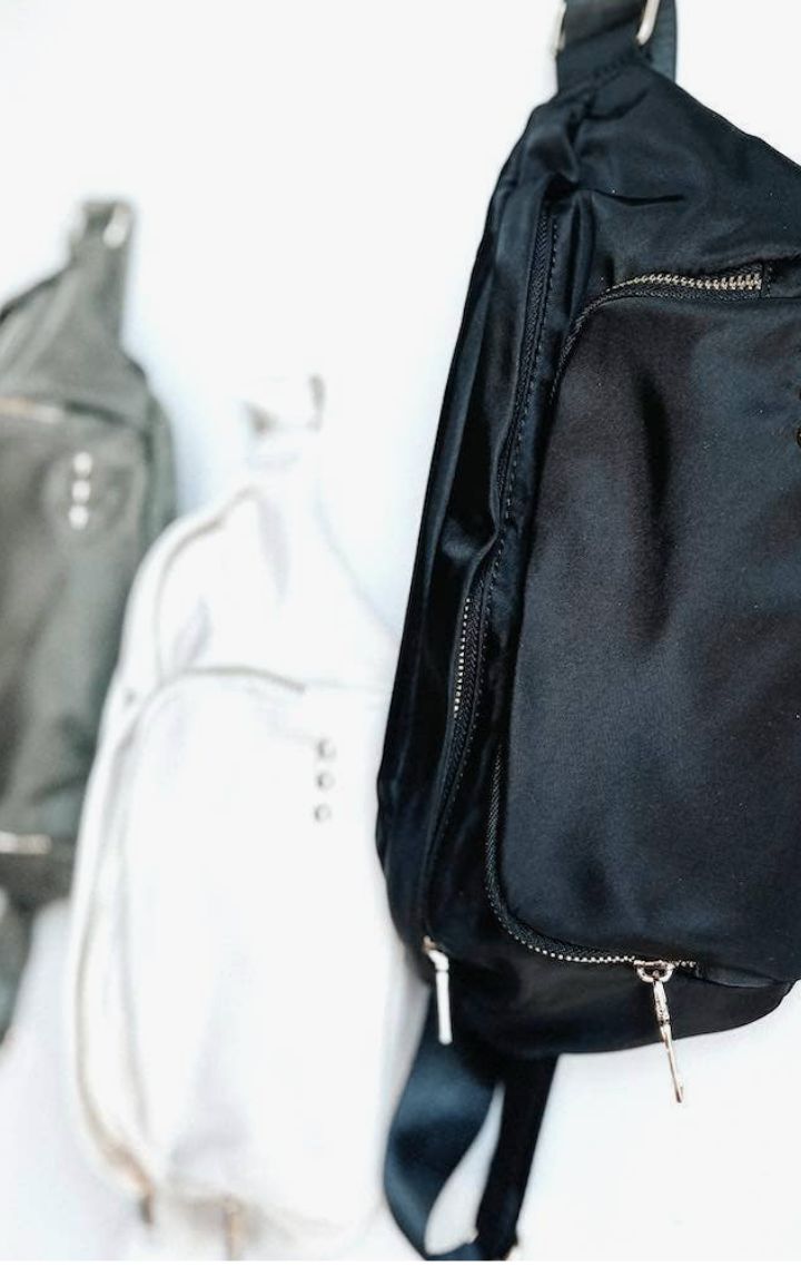 Daily Oversized Sling Bag | Black - Wedges And Wide Legs Boutique