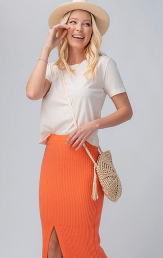 Goldilocks Tee | 2 Colors - Wedges And Wide Legs Boutique