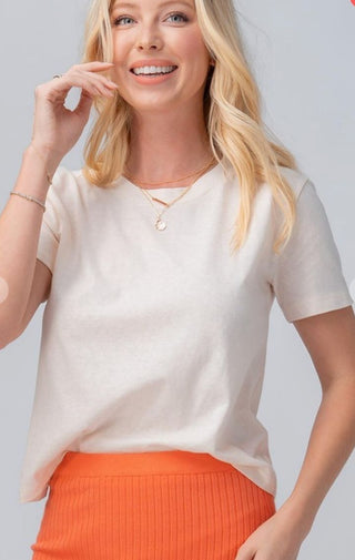 Goldilocks Tee | 2 Colors - Wedges And Wide Legs Boutique