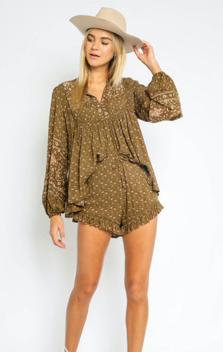 Olive Wallflower Shorts - Wedges And Wide Legs Boutique