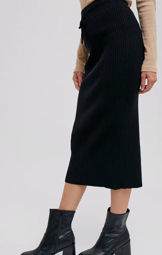 Ribbed Knit Midi Skirt - Wedges And Wide Legs Boutique