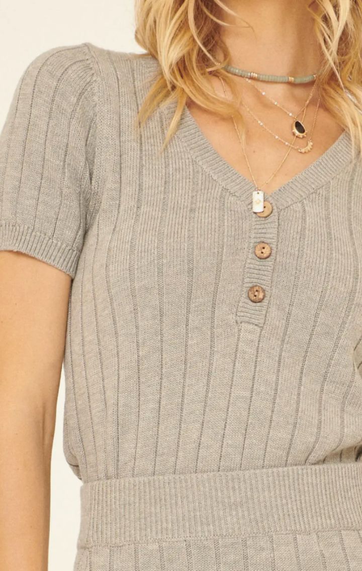 Ribbed Knit Short-Sleeve Buttoned Henley Sweater | Heather Gray - Wedges And Wide Legs Boutique