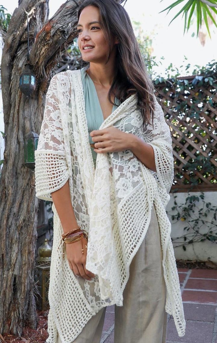 The Floral Lace Kimono | Cream - Wedges And Wide Legs Boutique